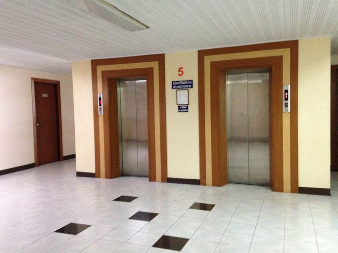 Public Area 3, Florida Hotel, Ratchathewi