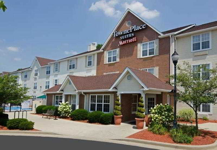 Exterior & Views 3, TownePlace Suites by Marriott Bloomington, Monroe
