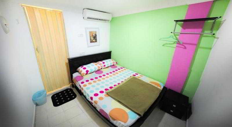 Bedroom 2, Funky Crib Hotel, Kuala Lumpur