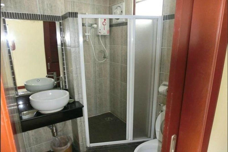 Bathroom 5, Khon Kaen Orchid Hotel, Muang Khon Kaen