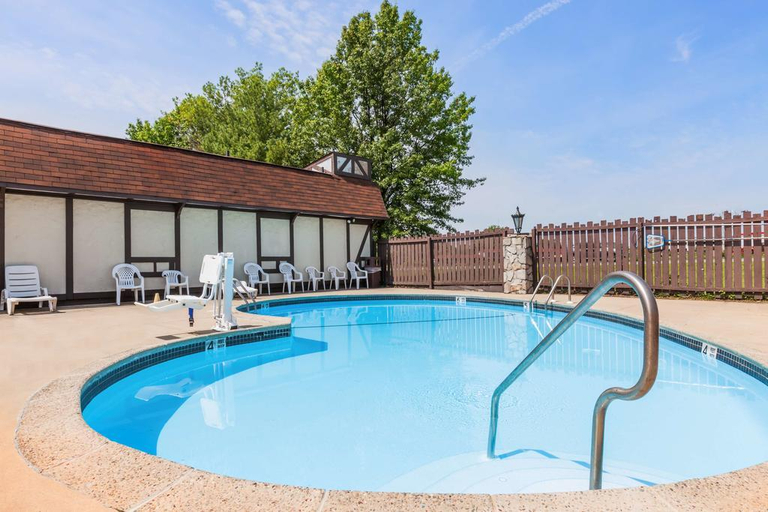 Sport & Beauty 5, Travelodge by Wyndham Elkton University Area, Cecil