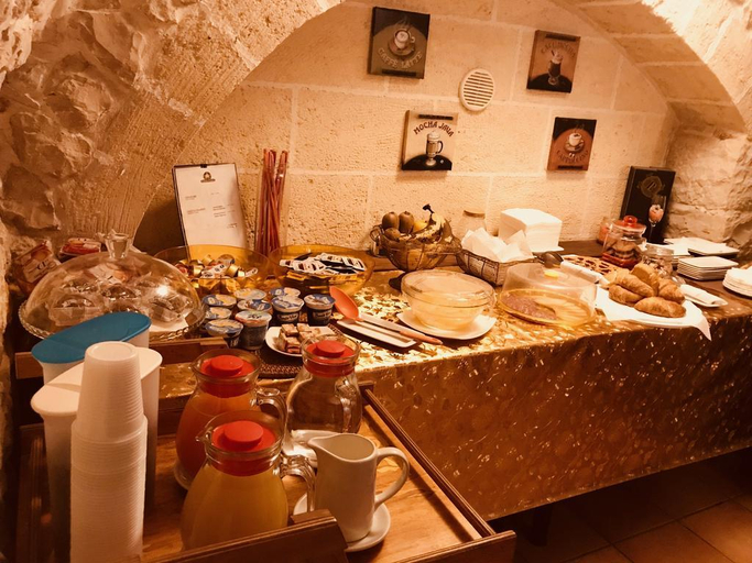 Food & Drinks 5, Albergo Tripoli - Guest House, Bari