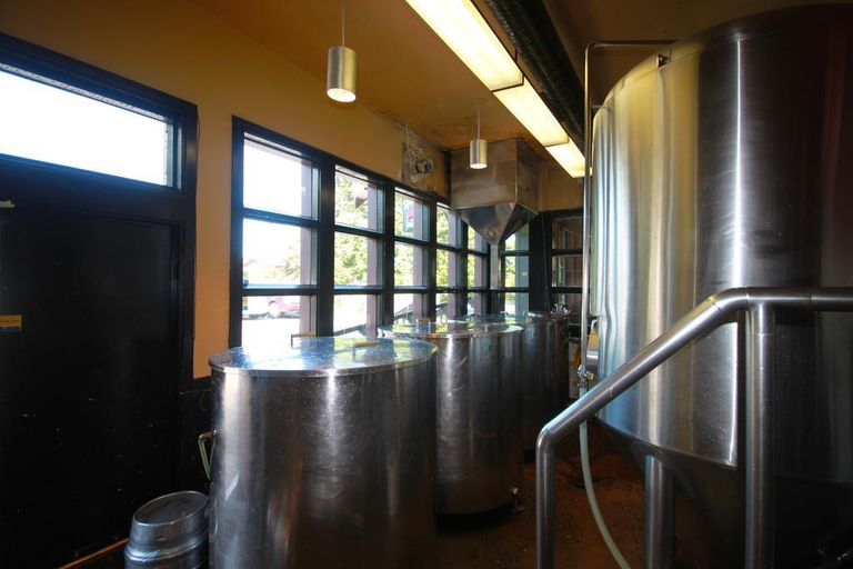 Public Area 3, Spinnakers Brew Pub & Guest Houses, Capital
