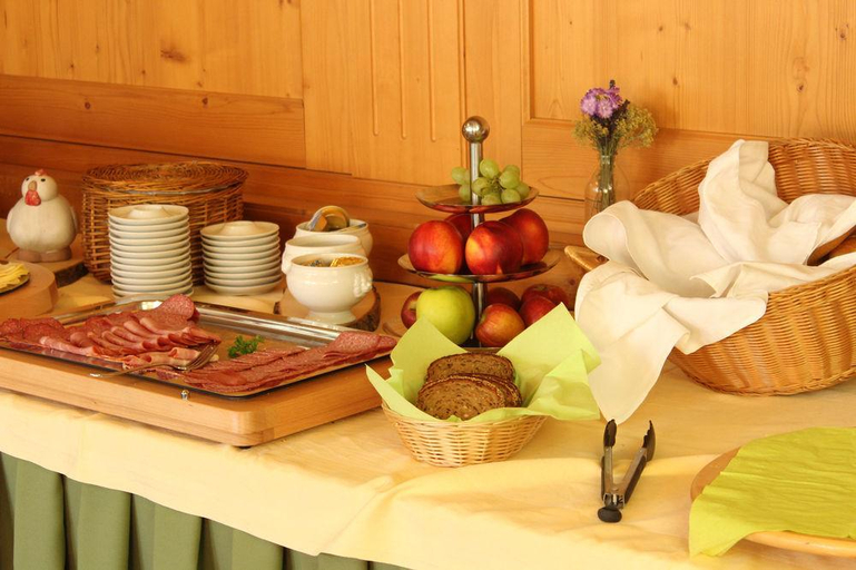 Food & Drinks, Alpenhotel Widderstein, Bregenz