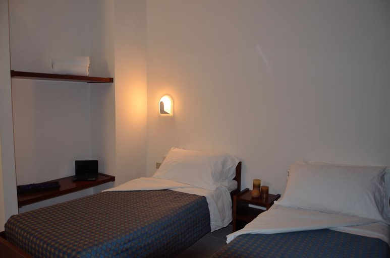 Bedroom 4, Hotel Riva dei Cavalleggeri, Livorno