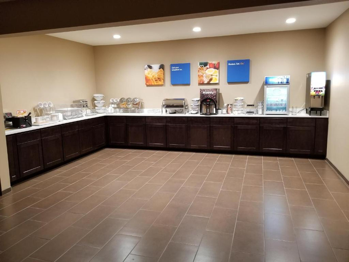 Public Area 2, Sonesta Essential Hotels Baton Rouge Airport, East Baton Rouge