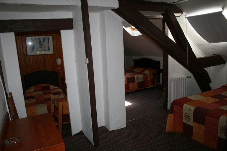 Others, Hôtel Le Chambellan, Côte-d'Or