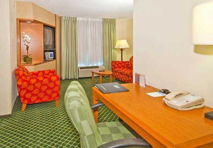 Exterior & Views 2, Fairfield Inn & Suites Edmond, Oklahoma