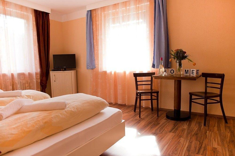 Bedroom 2, Altes Forsthaus Braunlage, Goslar