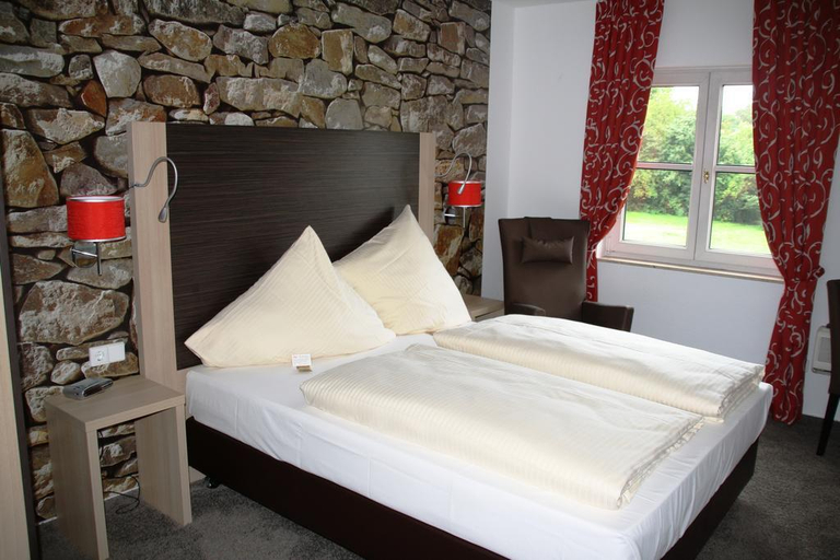 Bedroom 5, Hotel Beim Schupi Karlsruhe, Karlsruhe
