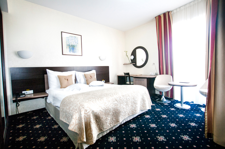 Bedroom, Berthelot, Municipiul Bucuresti