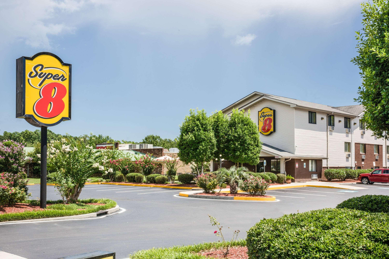 Exterior & Views 3, Coastal Inn & Suites - Wilmington, NC, New Hanover