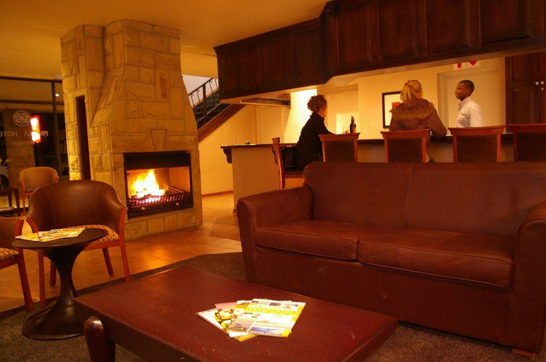 Public Area 3, Protea Hotel by Marriott Harrismith Montrose, Thabo Mofutsanyane