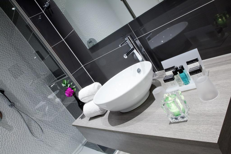 Bathroom 5, Van der Valk Hotel Hollands Kroon, Wieringermeer