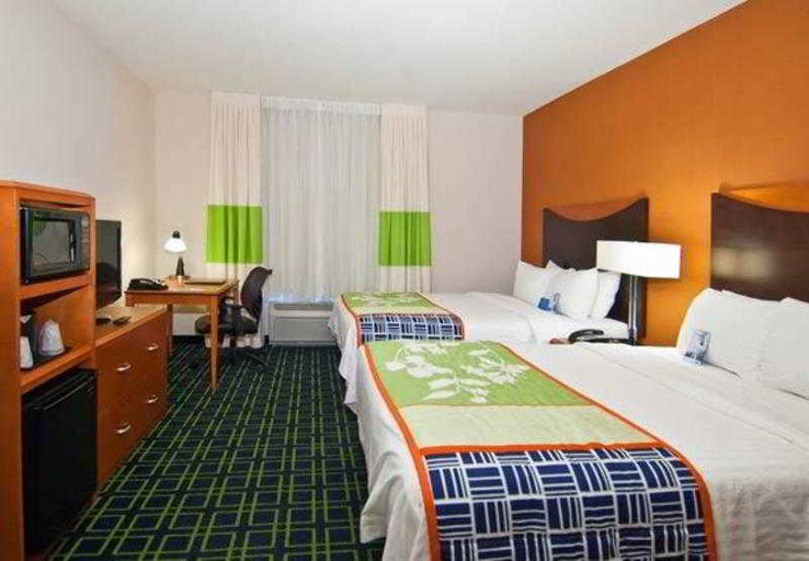 Bedroom 4, Fairfield Inn &Suites Oklahoma City NW Expressway, Oklahoma