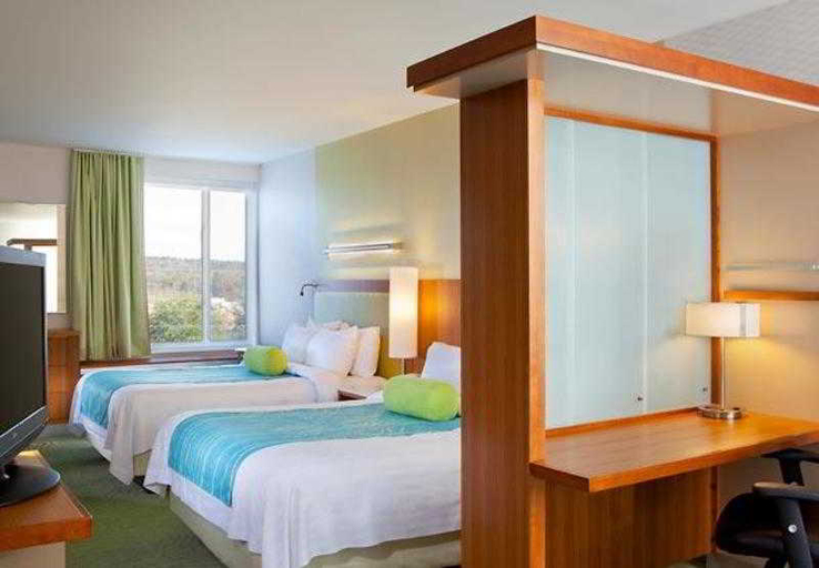 Bedroom 2, SpringHill Suites by Marriott Macon, Bibb