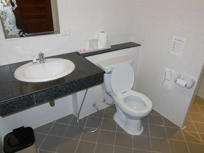Bathroom, Blue Sky Residence, Pulau Phuket
