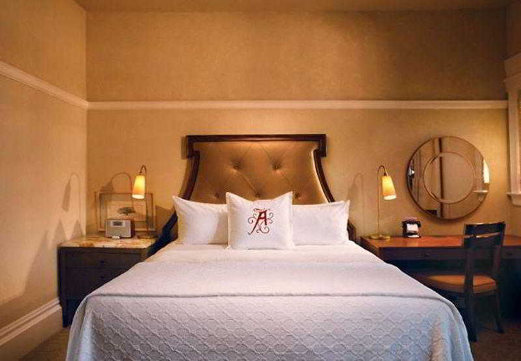 Bedroom 3, The Algonquin Resort St. Andrews By-The-Sea, Charlotte