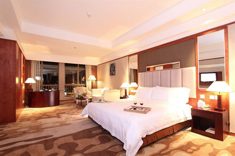 Bedroom 3, Grand Bay View International Hotel, Dali Bai