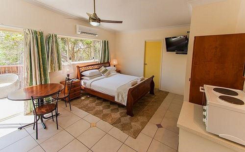 Bedroom 4, Wake Up! Byron Bay - Hostel, Byron