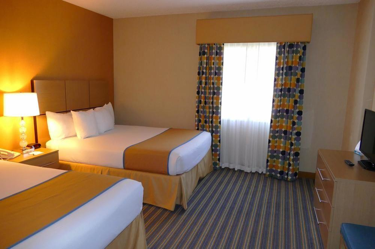 Bedroom 3, Atlantic Sands Hotel and Confe, Sussex