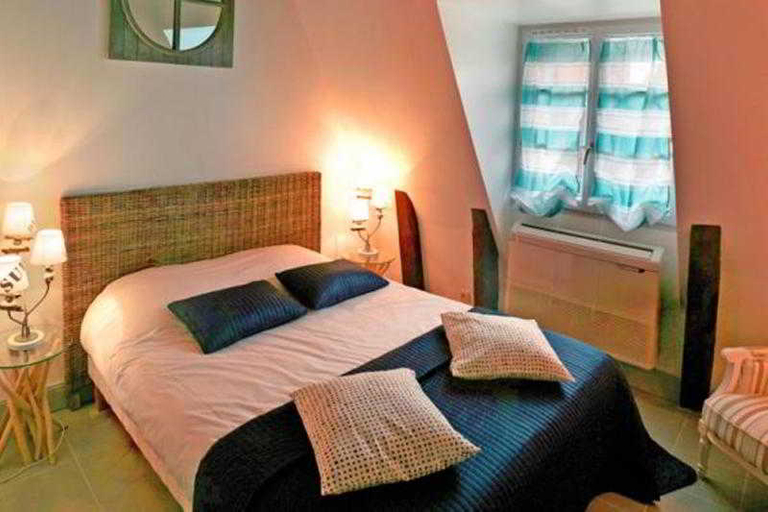 Bedroom 2, Hôtel Le XII de Luynes, Indre-et-Loire