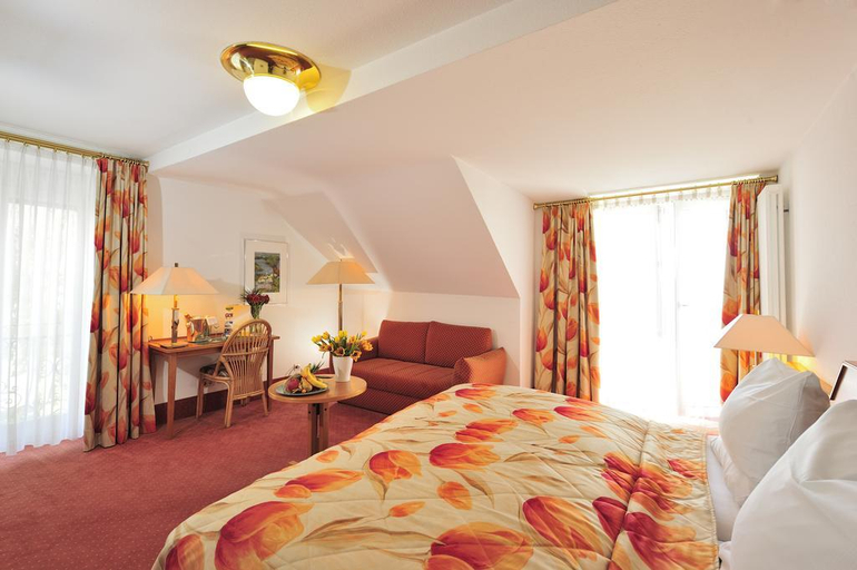 Bedroom 3, Ringhotel Schiff am See, Konstanz