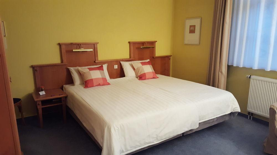 Bedroom 3, Arthotel ANA Fleur, Paderborn