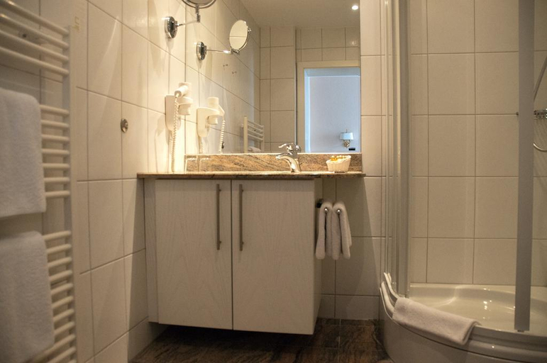 Bathroom 4, Ratshotel, Recklinghausen