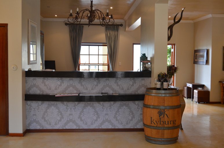 Public Area 4, Cultivar Guest Lodge, Cape Winelands