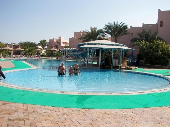 Sport & Beauty 2, Le Pacha Resort, Al-Ghurdaqah