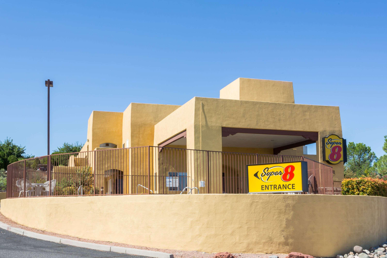 Super 8 by Wyndham Cottonwood, Yavapai