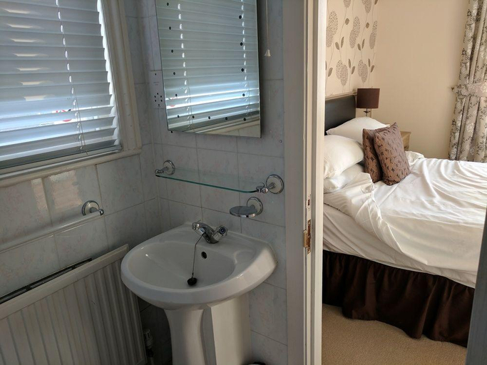 Bathroom 4, The Sheldon, East Sussex