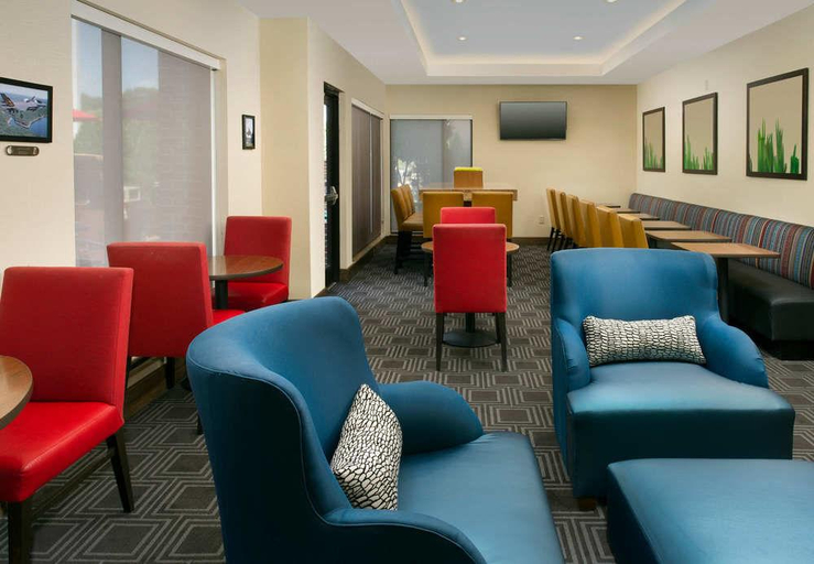 Public Area 3, Towneplace Suites Lexington Park Patuxent River Na, Saint Mary's