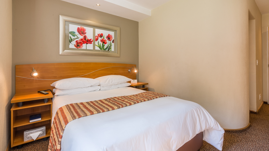 Bedroom 4, Town Lodge Menlo Park, Pretoria, City of Tshwane