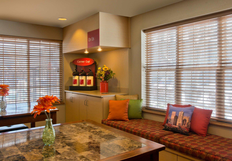 Public Area, TownePlace Suites by Marriott Denver West Federal, Jefferson