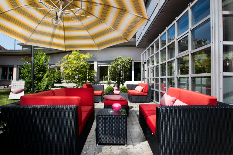 Public Area 3, La Pergola, Bern