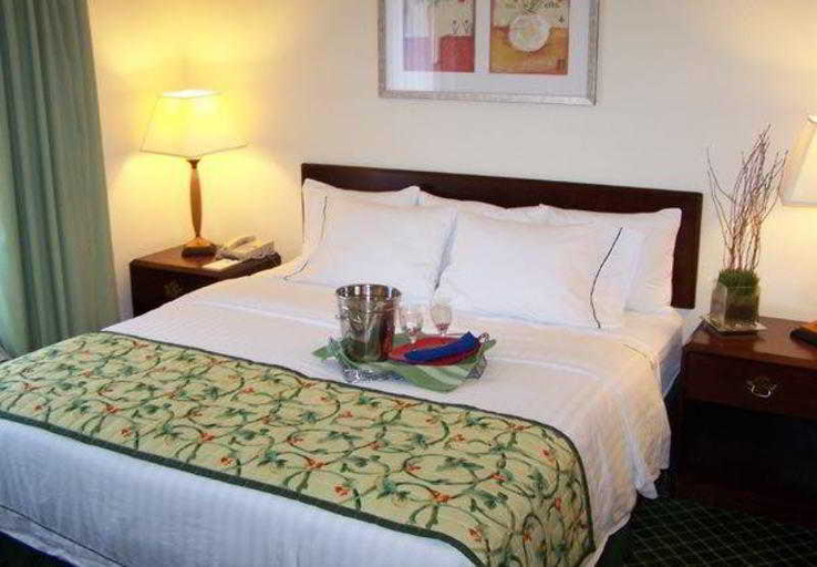 Bedroom 3, Fairfield Inn & Suites Memphis Germantown, Shelby