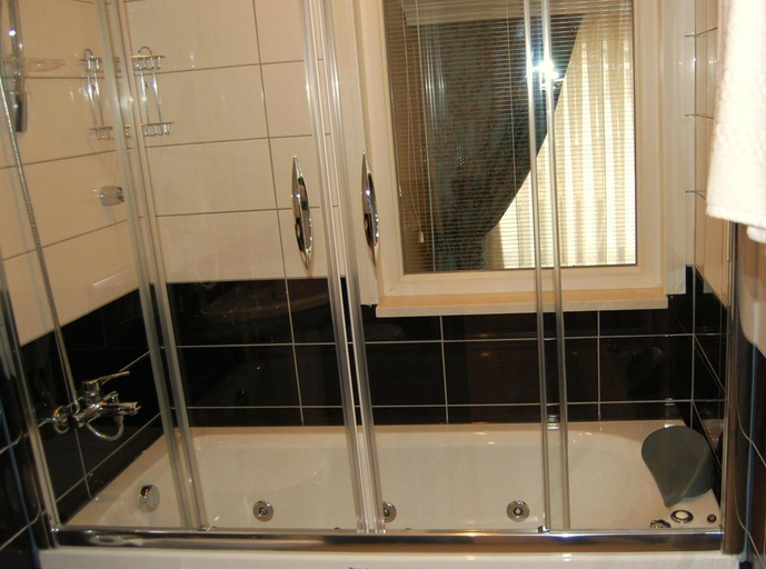 Bathroom 4, Seraglio, Fatih