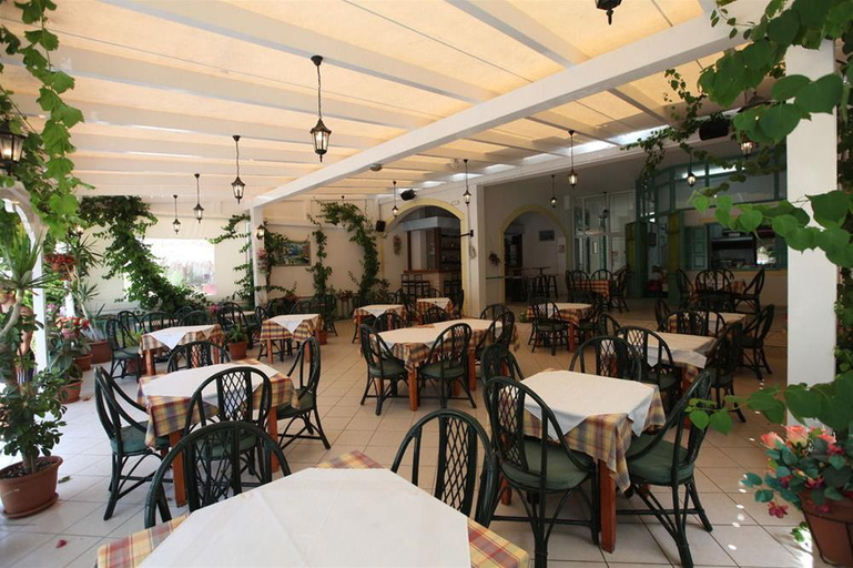 Food & Drinks, Paul Marie Apartment, Crete