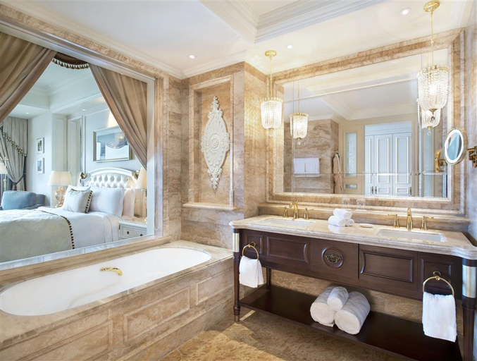 Bathroom 5, The Castle Hotel, A Luxury Collection Hotel, Dalia, Dalian