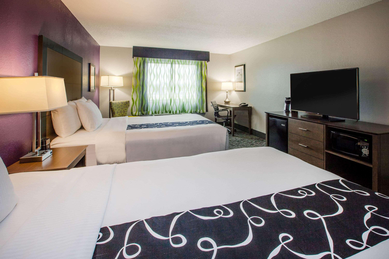 Bedroom 3, La Quinta Inn Suites By Wyndham Elkhart, Elkhart