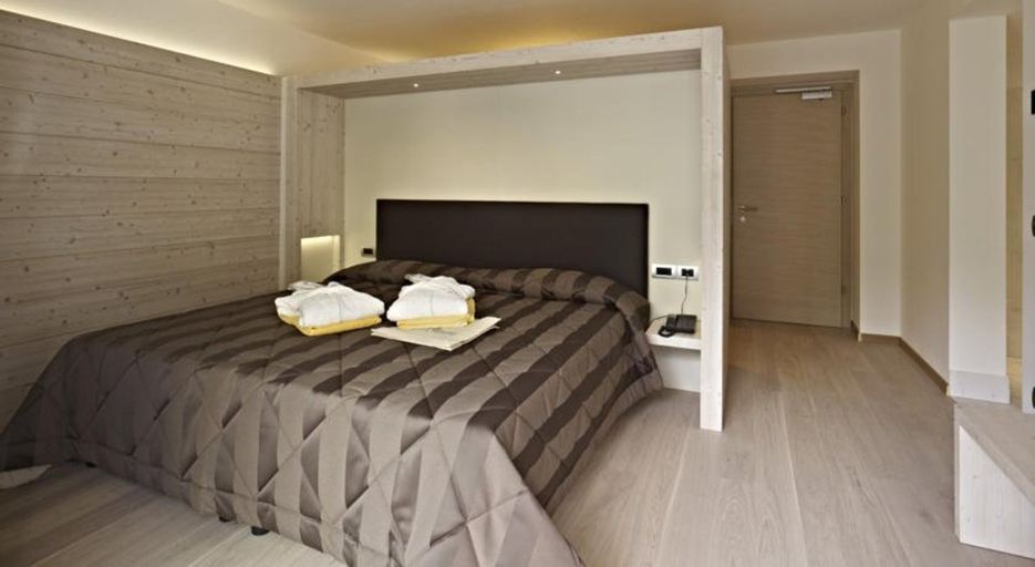Bedroom 4, Belvedere, Trento