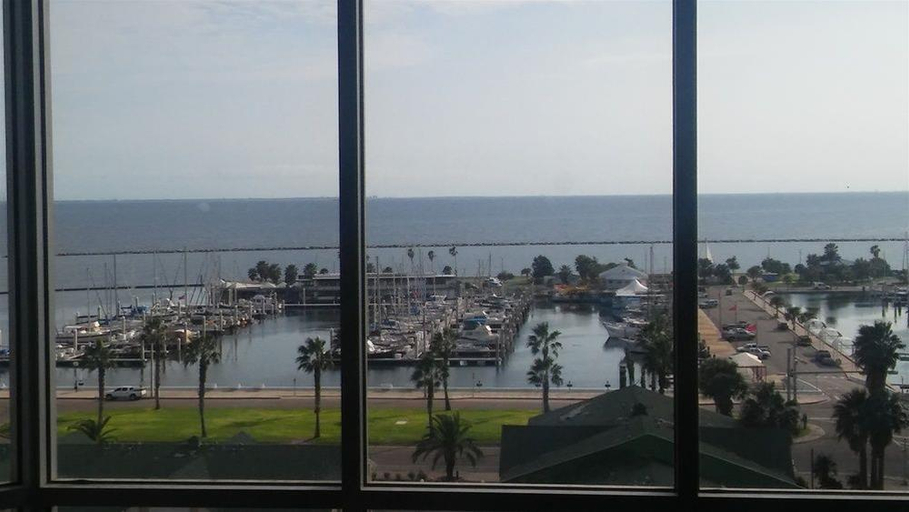 Exterior & Views 1, Hotel Corpus Christi Bayfront, Nueces