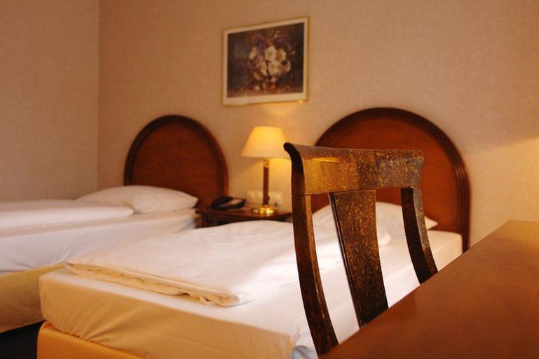 Bedroom 5, Park Norderstedt, Segeberg