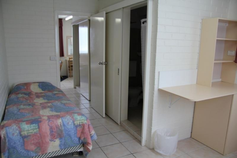 Public Area 4, Aza Motel, Lismore - Pt A