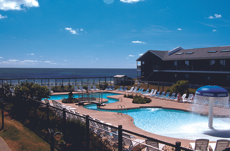 Riviera Beach Resort, Barnstable