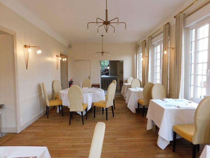 Food & Drinks 5, De La Poste & Du Lion D'or, Yonne