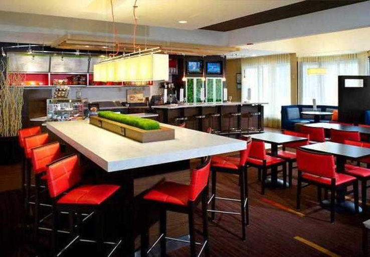Food & Drinks 5, Courtyard Chicago Oakbrook Terrace, Dupage