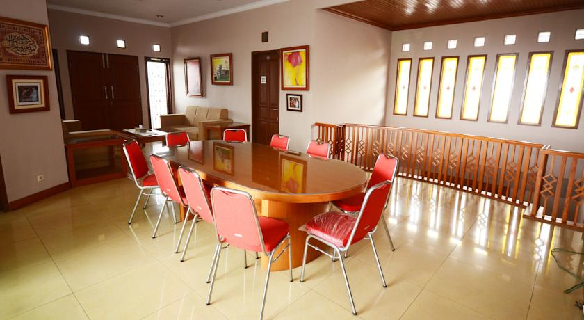 Others 3, Setra Priangan Guest House, Bandung